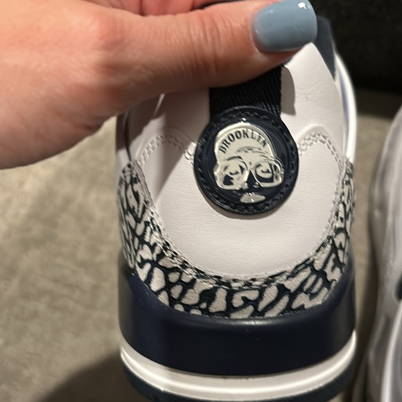 Jordan Spizike low - Picture 8 of 11